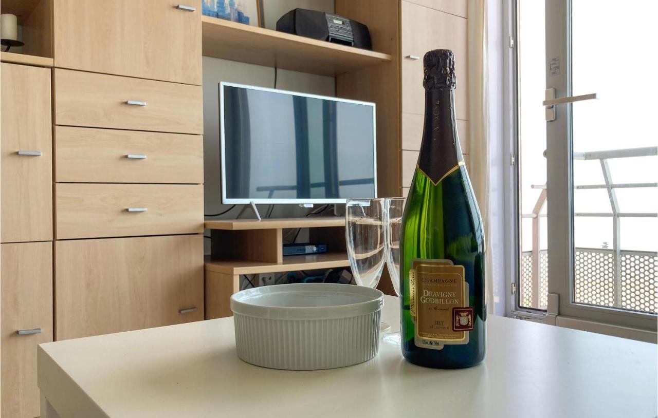 Nice Apartment In Oostende With Wifi Dış mekan fotoğraf